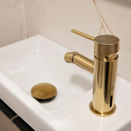 Espacioso En El Centro De Granada